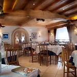 阿勒克德尔酒店餐厅 3* Canale dʼAgordo